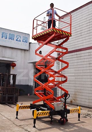 自行式高空作業平臺 自行式高空作業平臺